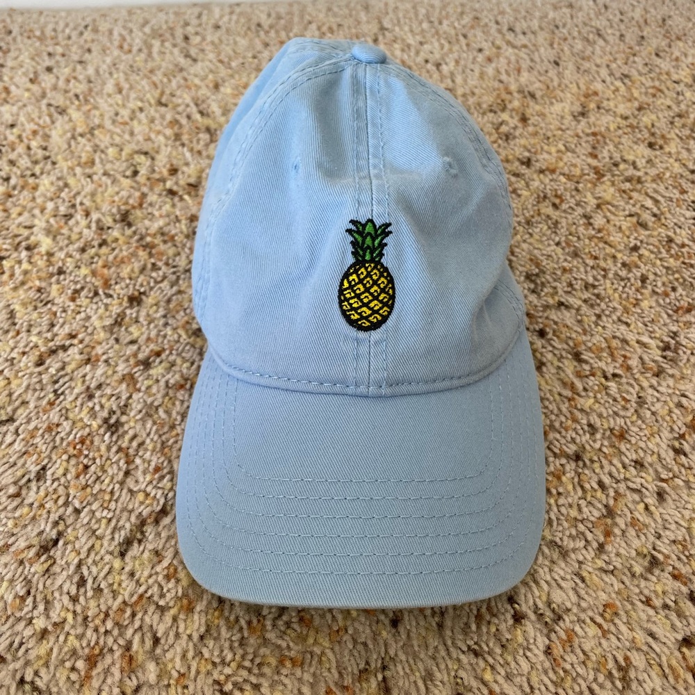 Blue pineapple hat